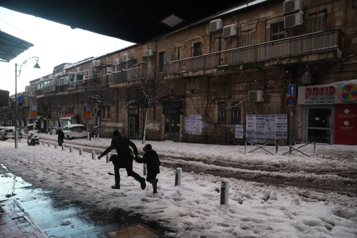 תיעוד: אור ראשון בירושלים המושלגת