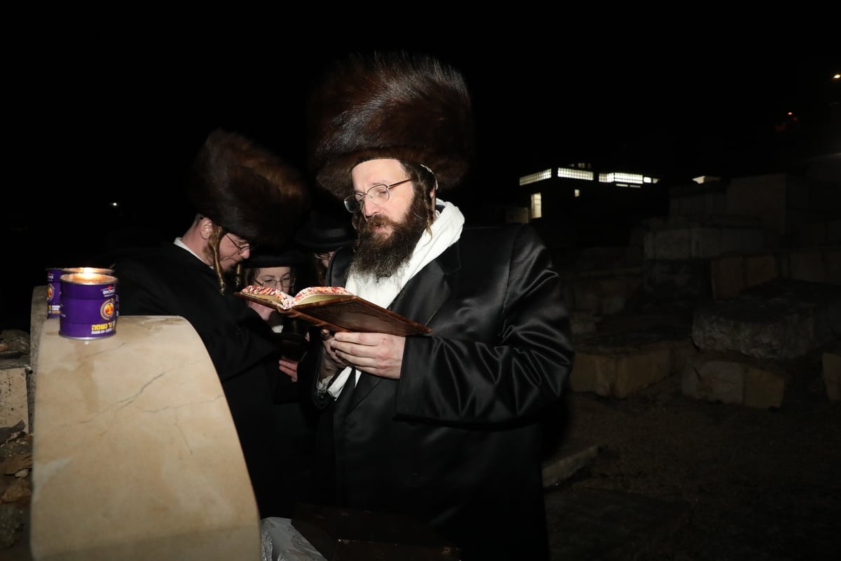 לרגל היארצייט: הרבי מזוטשקא עלה לקבר אביו