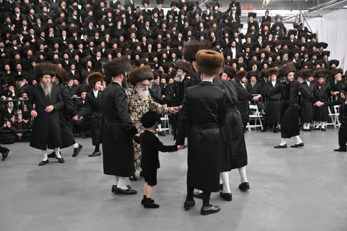 נכדת האדמו"ר מויז'ניץ נישאה בארה"ב • תיעוד