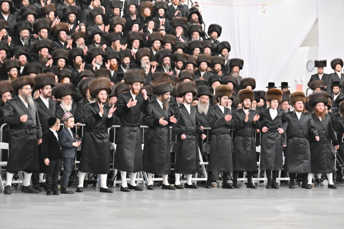 נכדת האדמו"ר מויז'ניץ נישאה בארה"ב • תיעוד