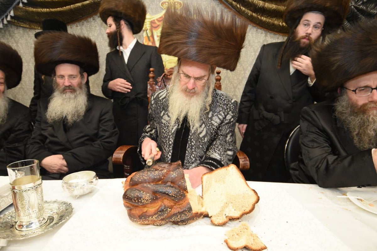 תיעוד: חתונה לנכד האדמו"ר מהארנסטייפל