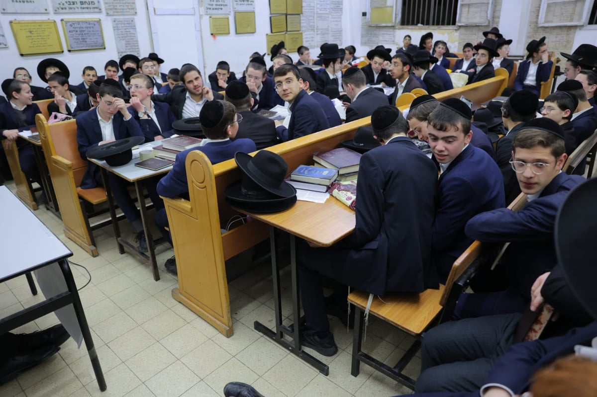 'סלבודקא לצעירים' נבחנו אצל ראש הישיבה