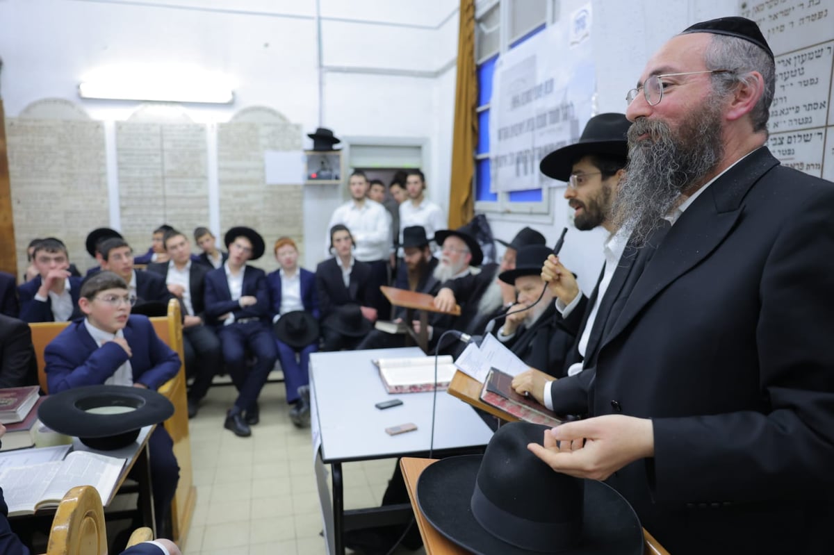 'סלבודקא לצעירים' נבחנו אצל ראש הישיבה