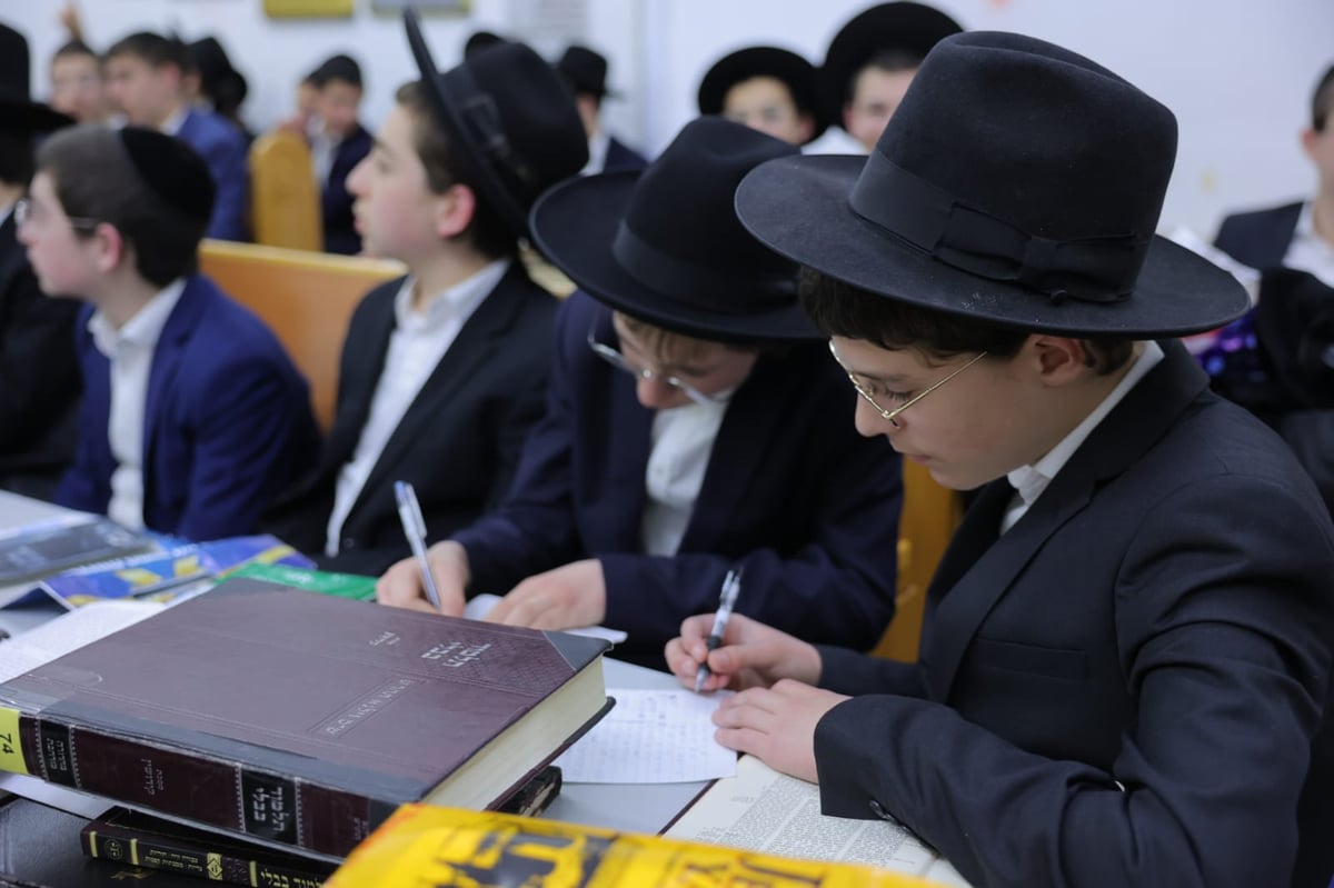 'סלבודקא לצעירים' נבחנו אצל ראש הישיבה