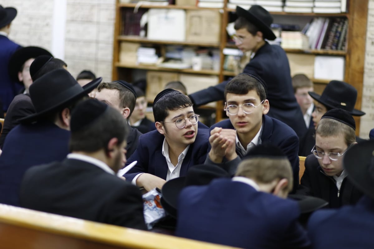 'סלבודקא לצעירים' נבחנו אצל ראש הישיבה