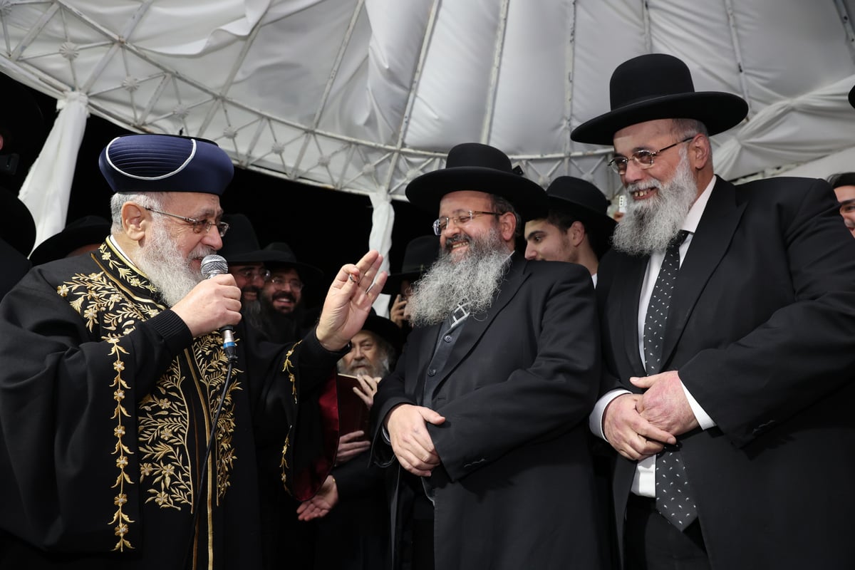 הגאון רבי זמיר כהן השיא את בנו; צפו בתיעוד