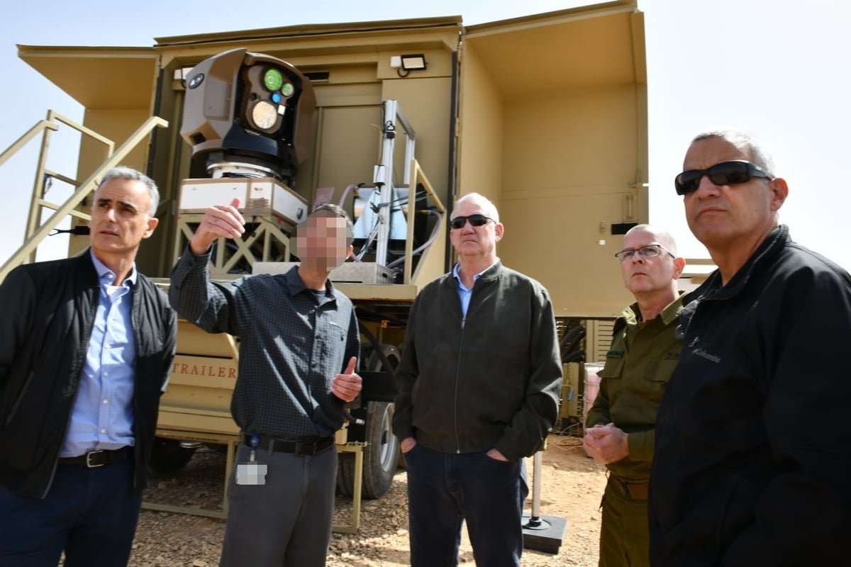 שר הביטחון אישר פיתוח וייצור נשק לייזר