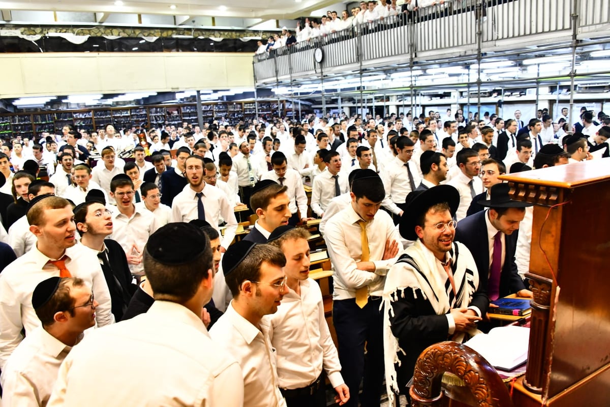 בהוראת רה"י: הבחורים נשארו ללמוד • צפו