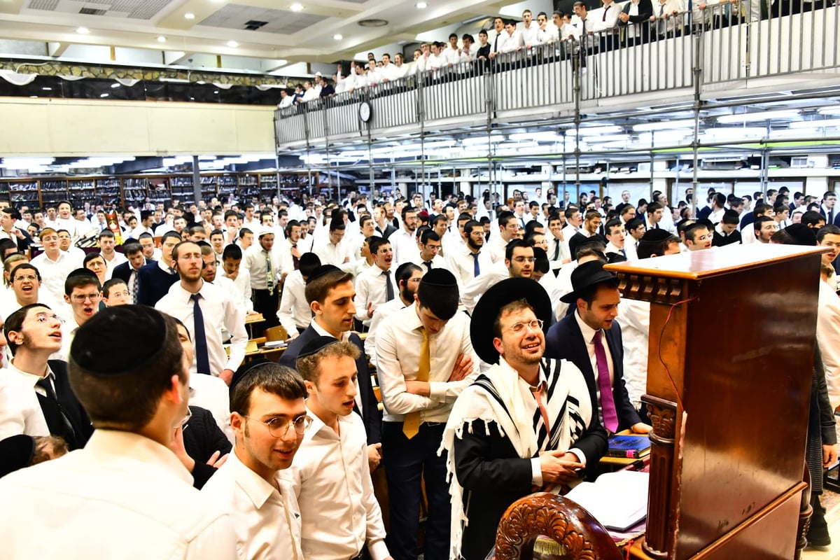 בהוראת רה"י: הבחורים נשארו ללמוד • צפו