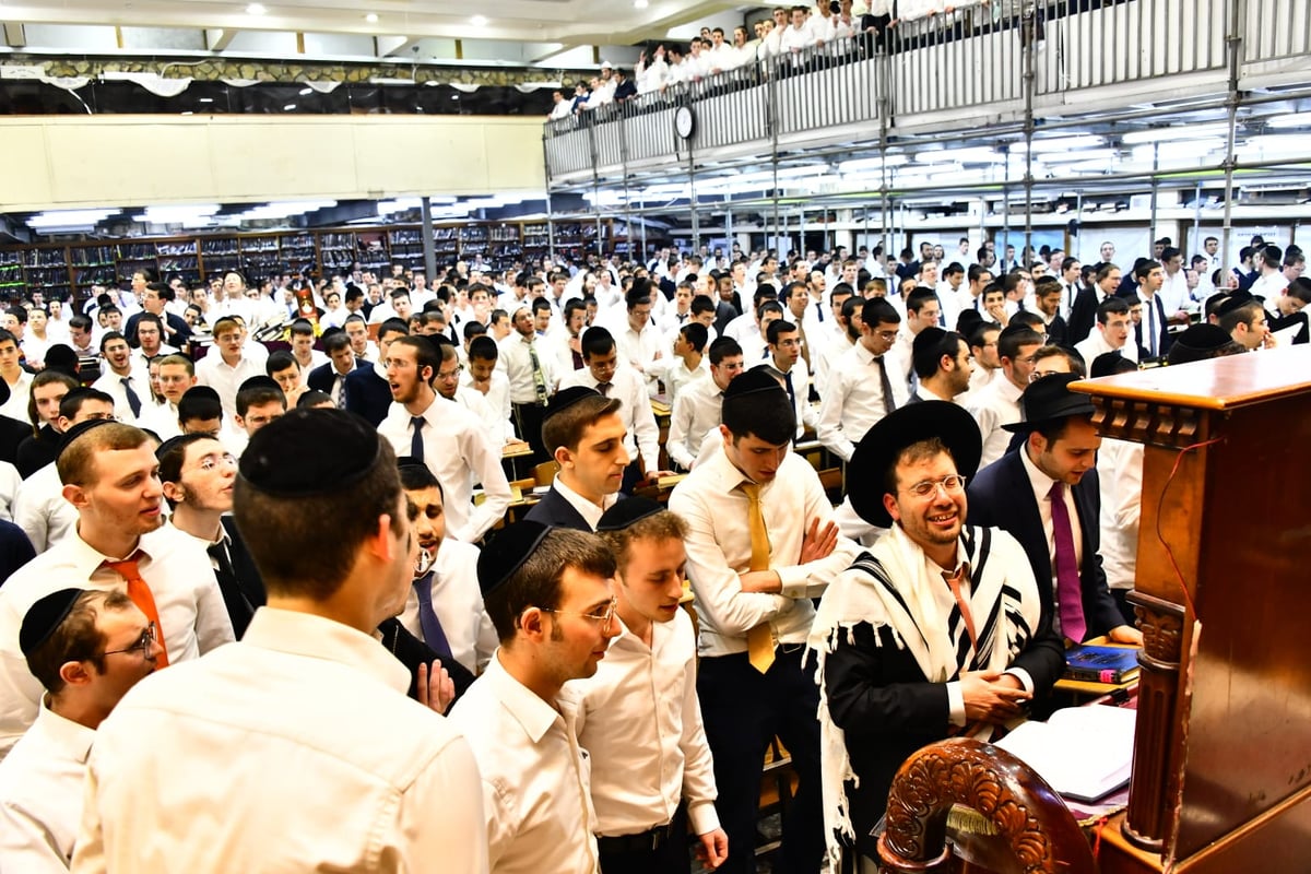 בהוראת רה"י: הבחורים נשארו ללמוד • צפו