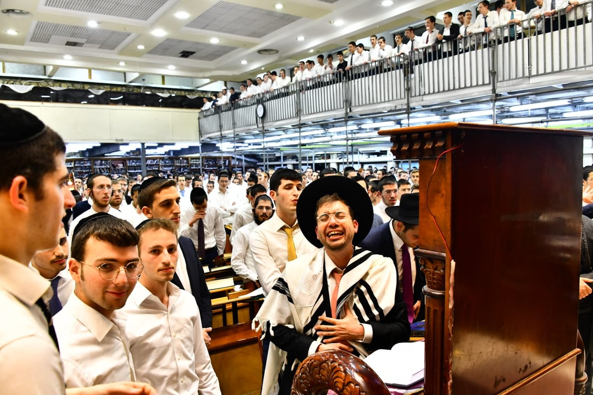 בהוראת רה"י: הבחורים נשארו ללמוד • צפו