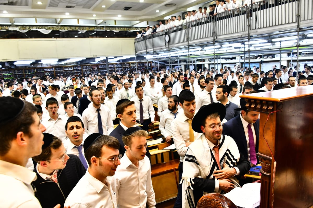 בהוראת רה"י: הבחורים נשארו ללמוד • צפו