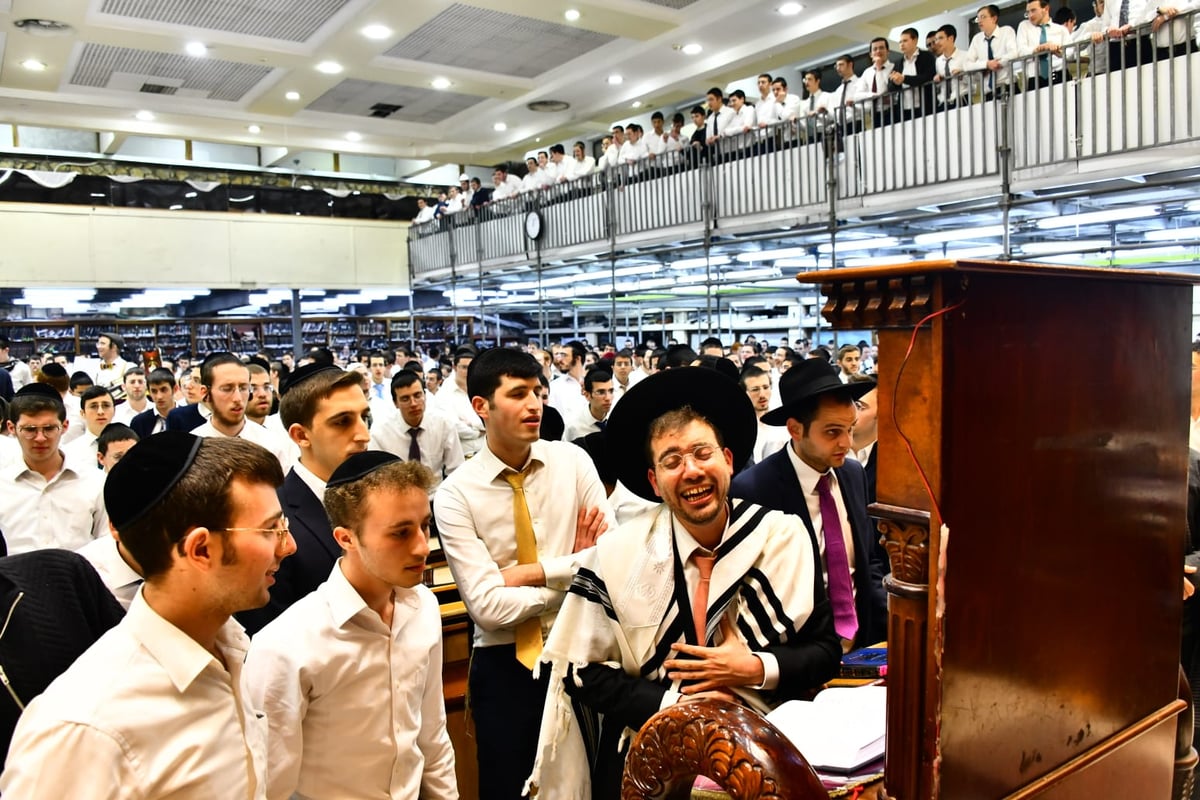 בהוראת רה"י: הבחורים נשארו ללמוד • צפו