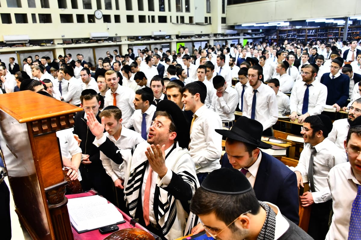 בהוראת רה"י: הבחורים נשארו ללמוד • צפו