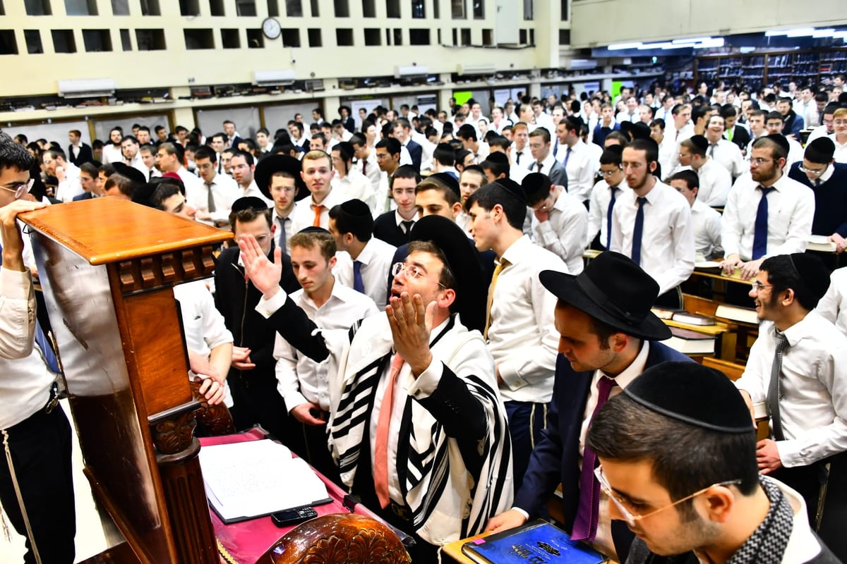 בהוראת רה"י: הבחורים נשארו ללמוד • צפו