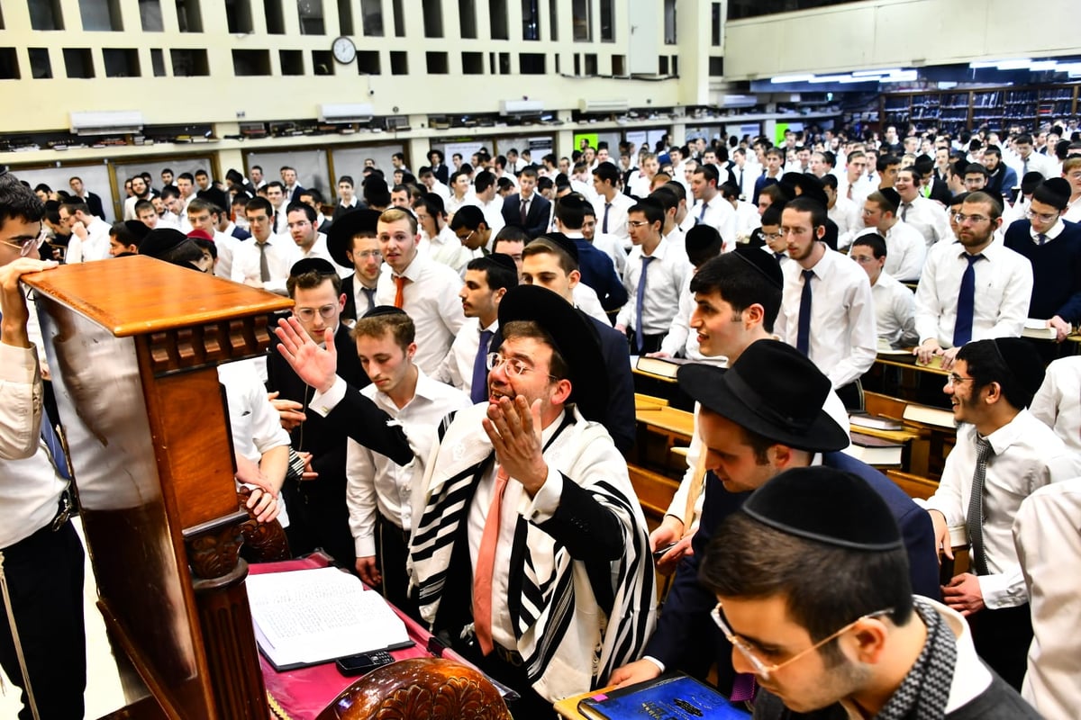 בהוראת רה"י: הבחורים נשארו ללמוד • צפו