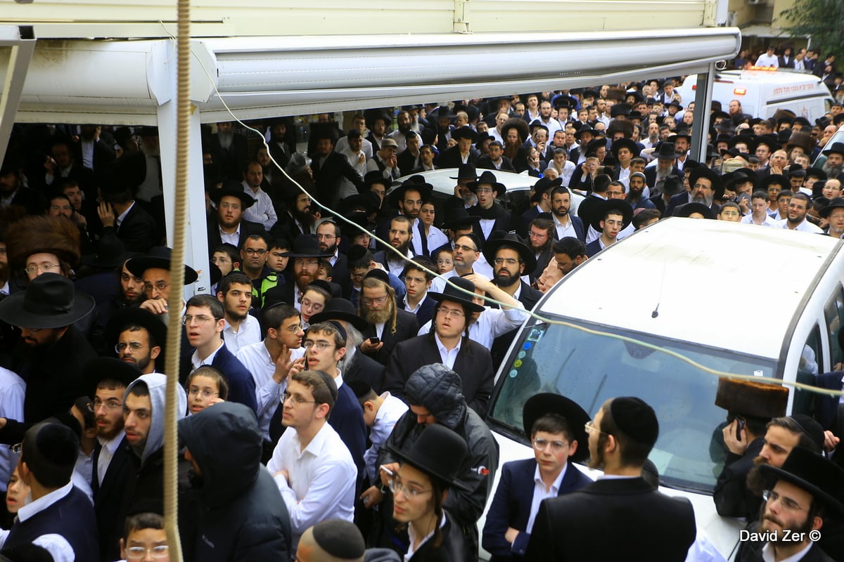 הרגעים הראשונים לאחר הסתלקות שר התורה