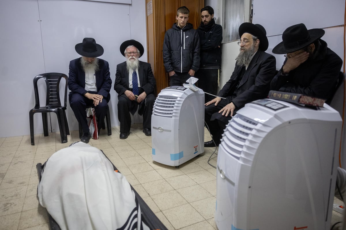 מהפטירה ועד הקבורה - ב-182 תמונות • צפו