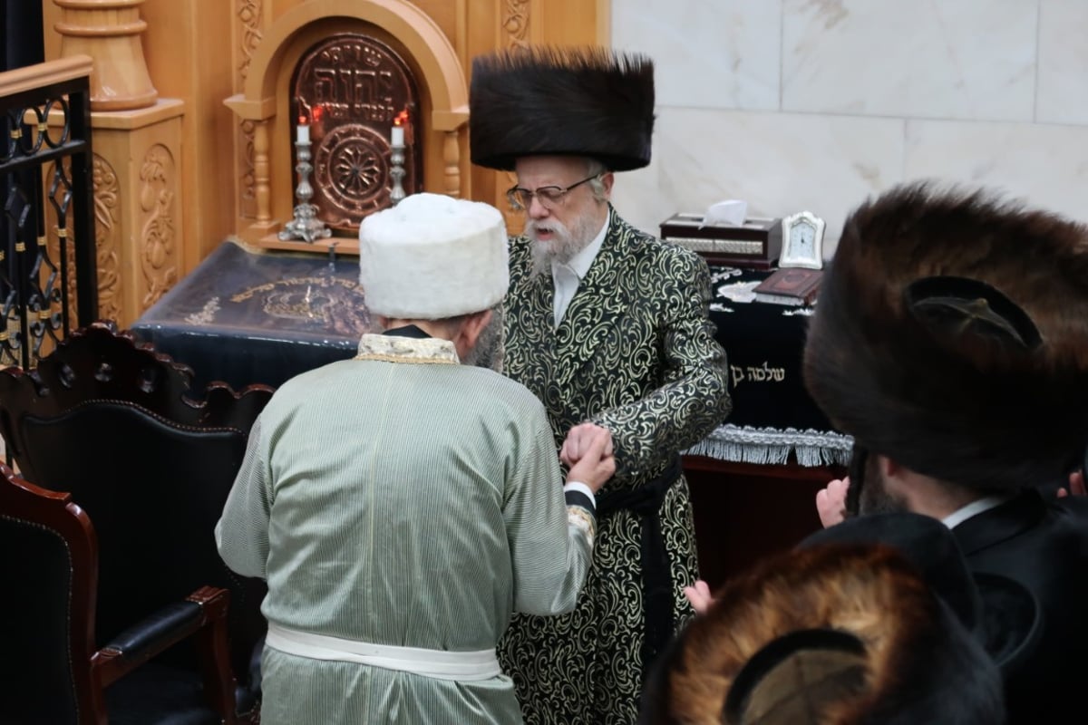 מראות חג הפורים בחסידות סערט ויז'ניץ