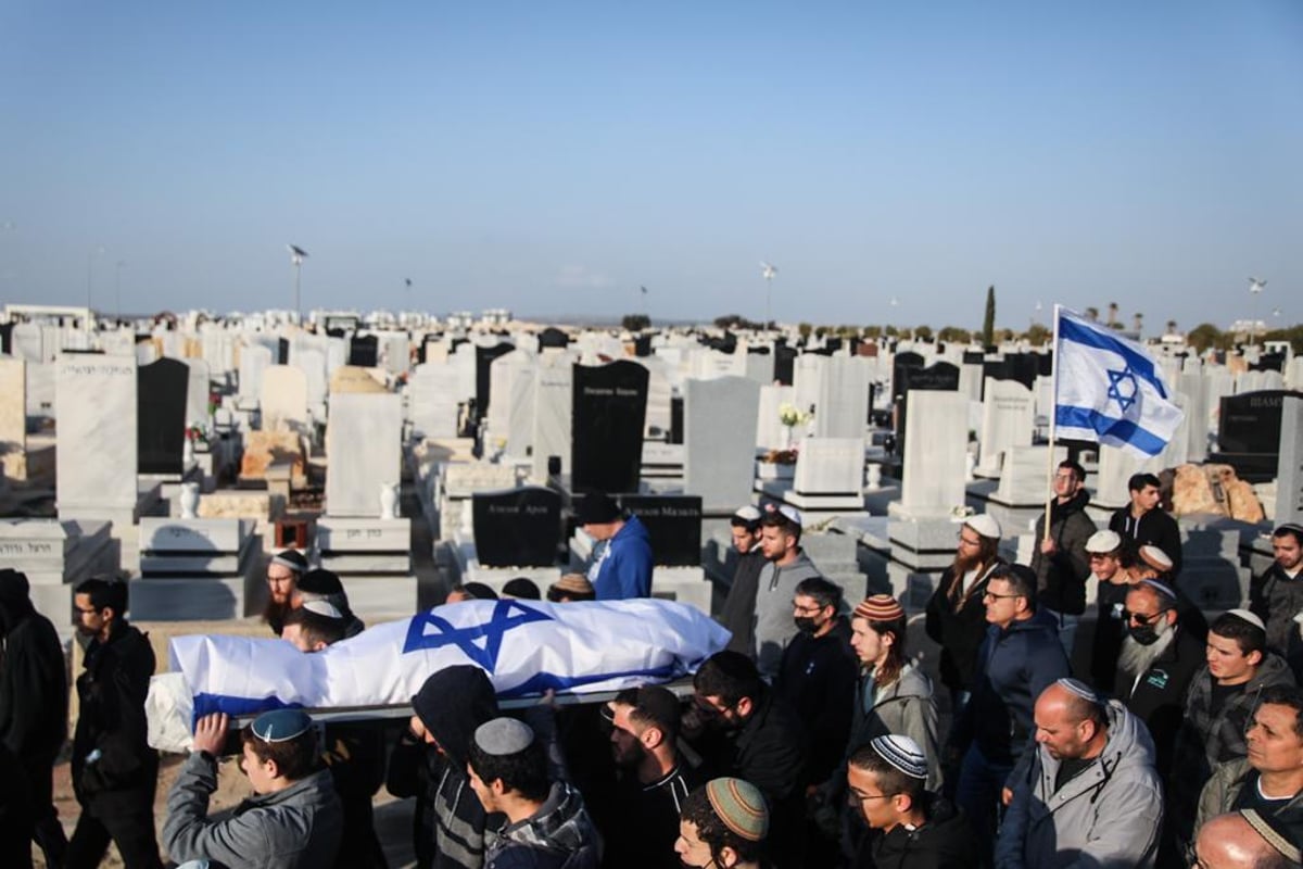 אח הנרצח מבאר שבע הספיד בדמעות: "היה תורם מהקצבת נכות שלו"