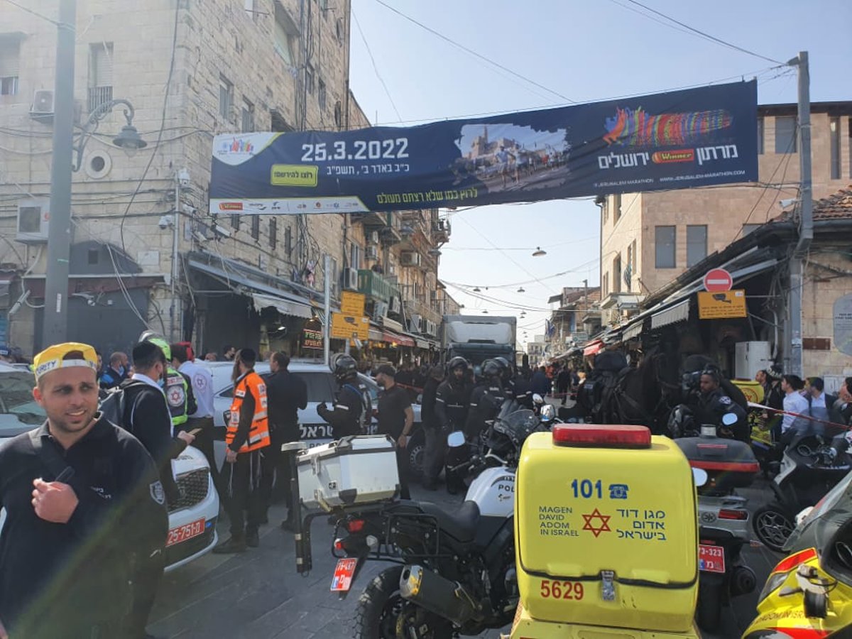 תוך שימוש בירי: שני חשודים נעצרו בשוק מחנה יהודה