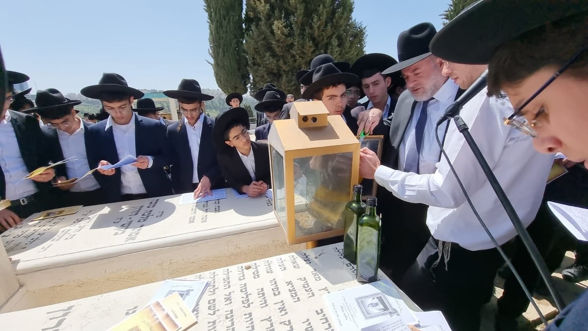 לקראת יום השנה: המונים בציון זקן הראשונים לציון