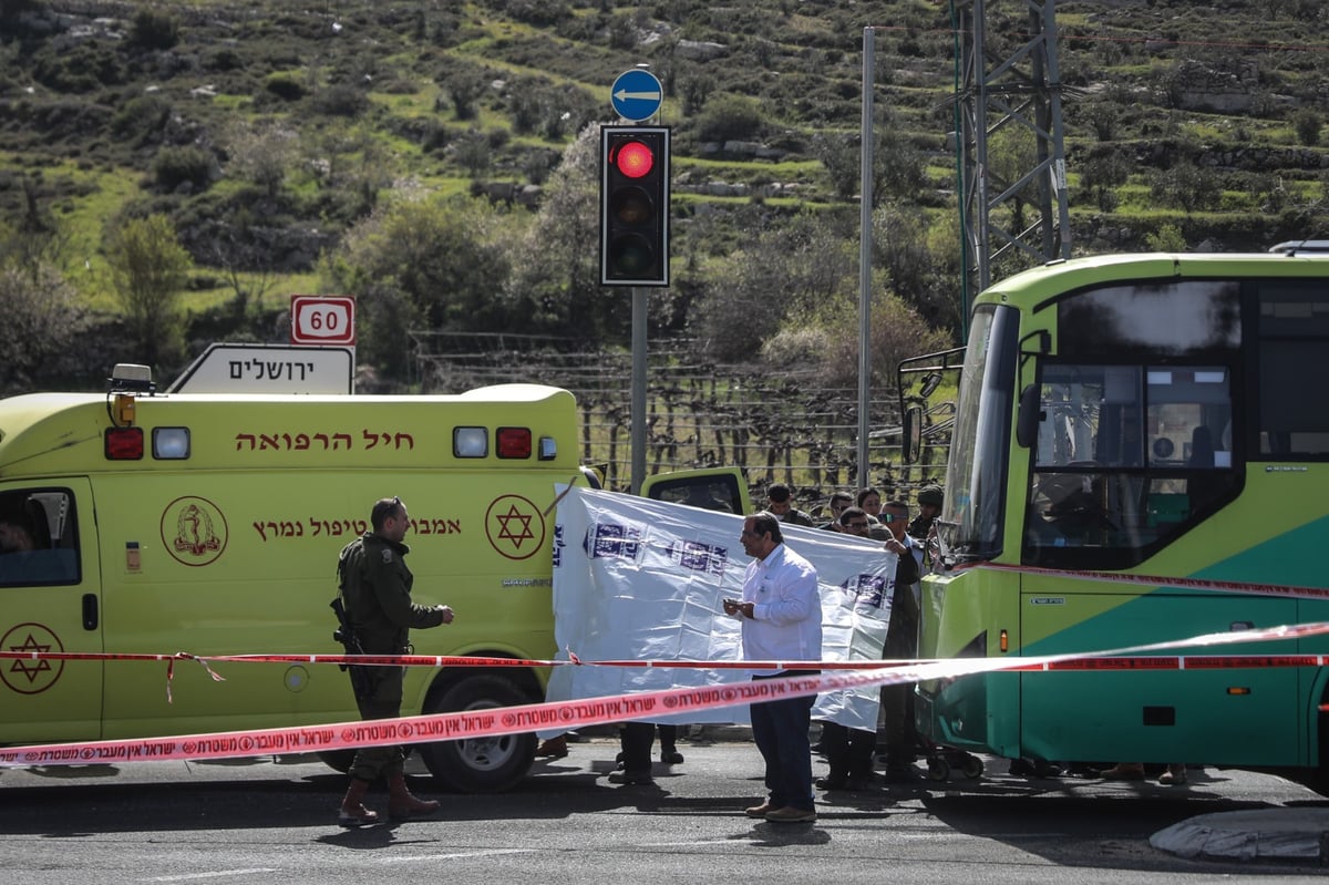 צלם 'כיכר' תיעד את זירת הפיגוע בגוש עציון