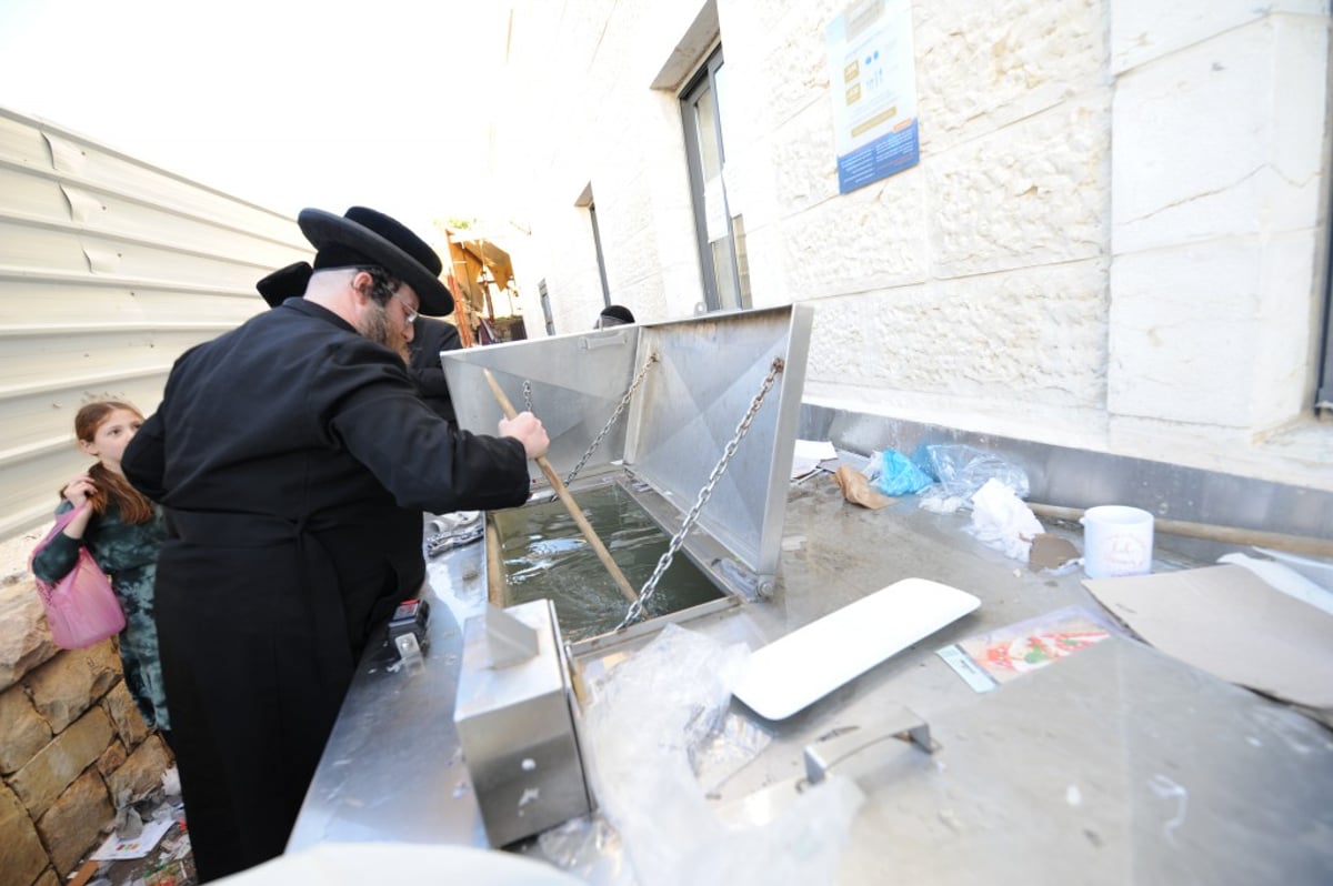 תיעוד: ההכנות לחג הפסח בעיר ביתר עילית