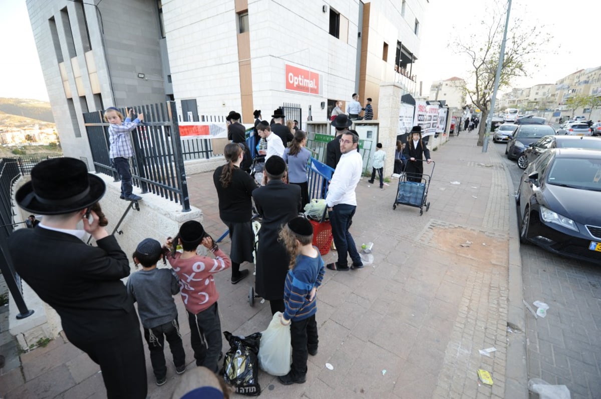 תיעוד: ההכנות לחג הפסח בעיר ביתר עילית