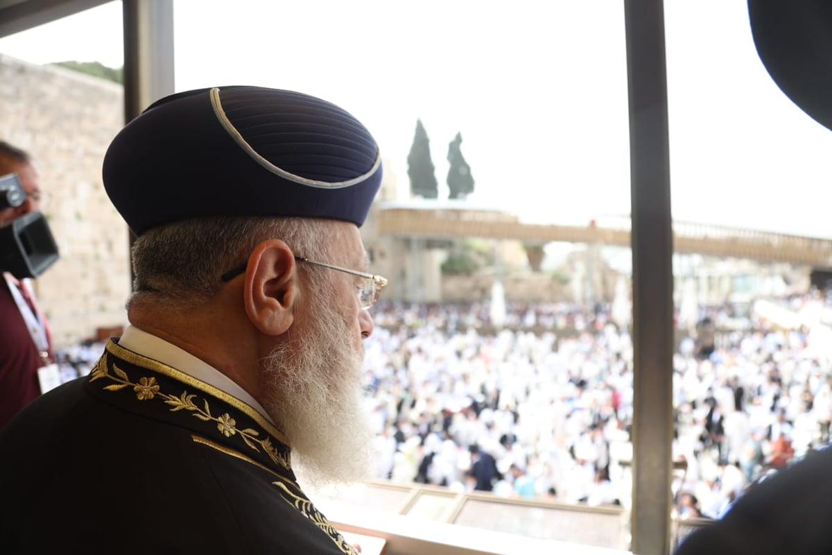 הראשון לציון במעמד ברכת הכהנים בכותל