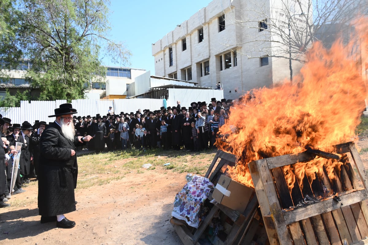 חג הפסח בצאנז - והדרשה של בן האדמו"ר