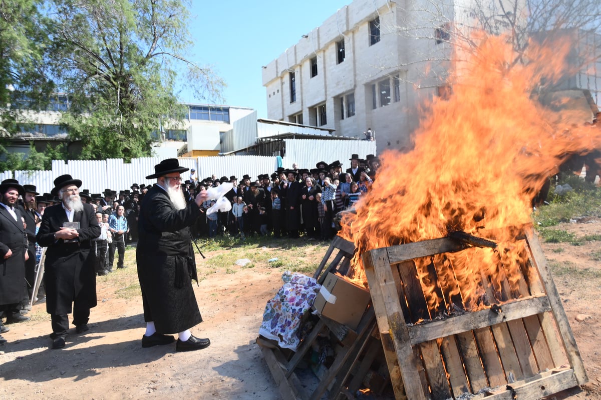 חג הפסח בצאנז - והדרשה של בן האדמו"ר