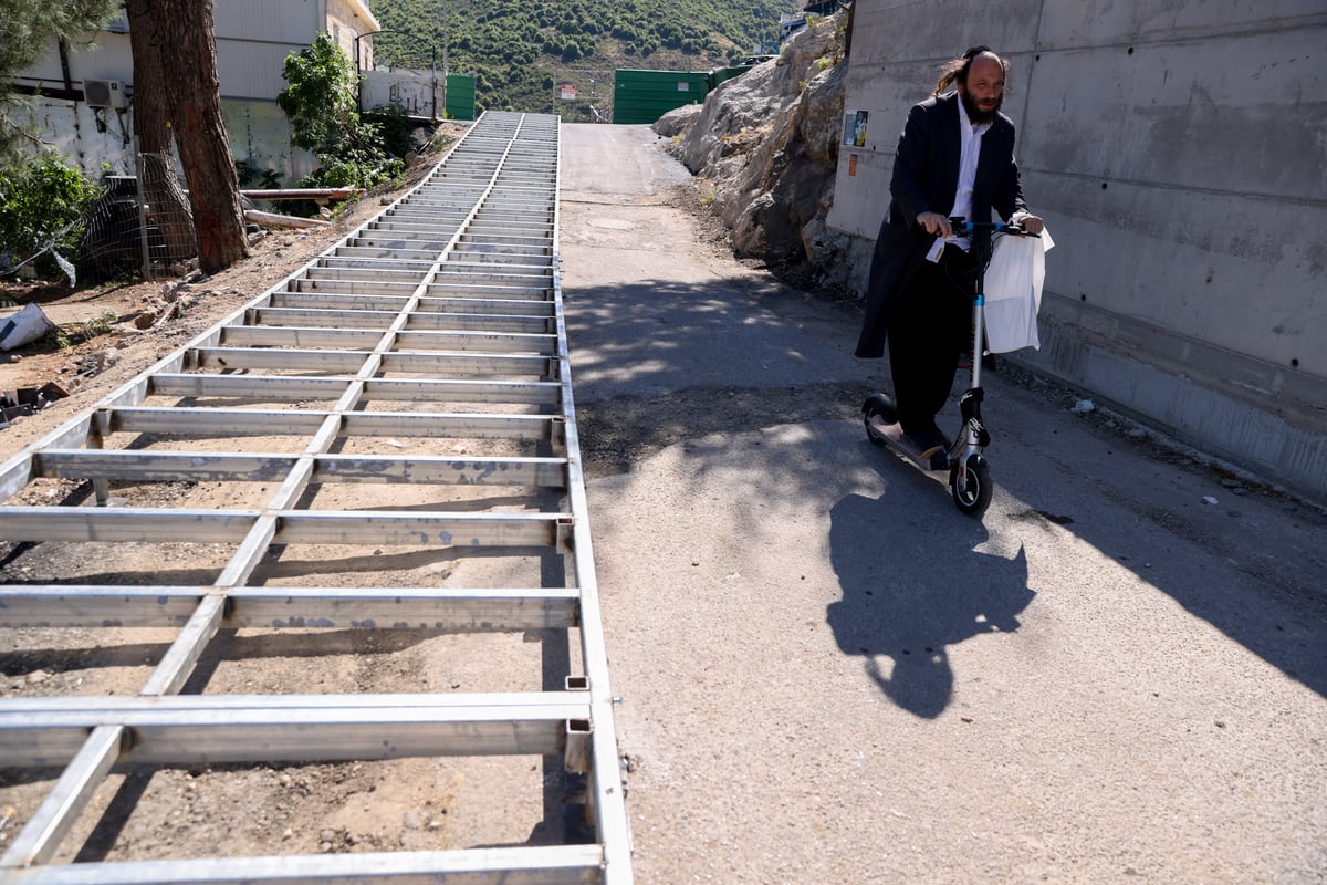 גלריה • ההיערכות במירון לקראת ל"ג בעומר