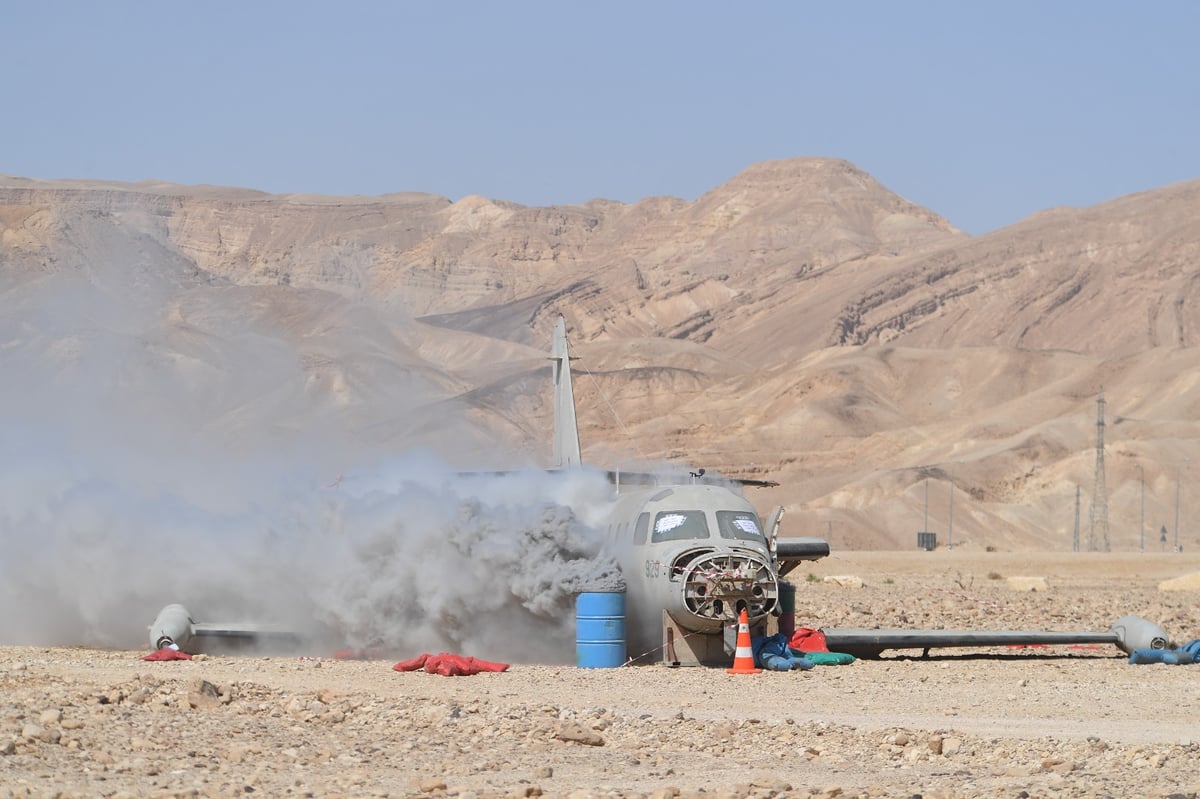 "מטוס התרסק" בנמל התעופה רמון; תיעוד