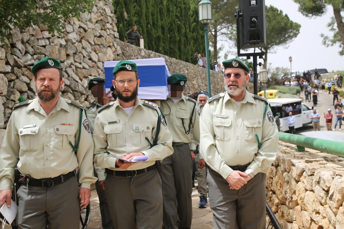 לוחם ימ"מ נעם רז שנהרג בג'נין הובא למנוחות • תיעוד