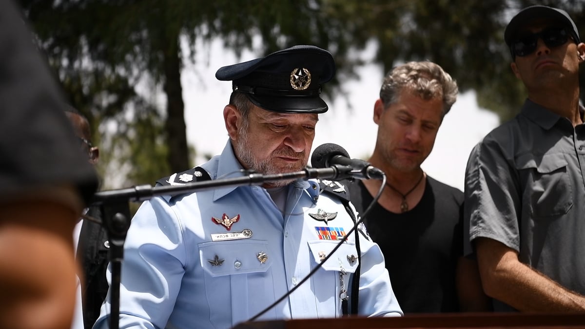 לוחם ימ"מ נעם רז שנהרג בג'נין הובא למנוחות • תיעוד