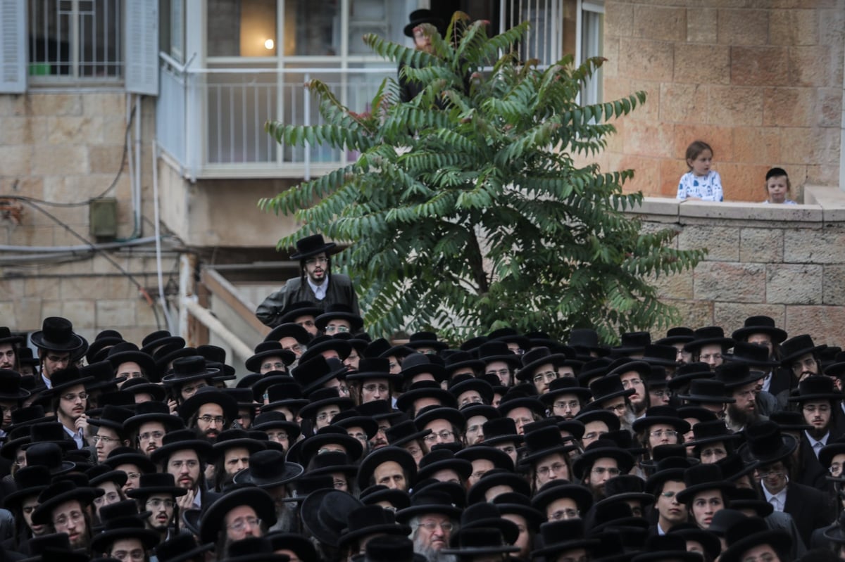 ה'עדה' מחו על הגבלות במירון בל"ג בעומר