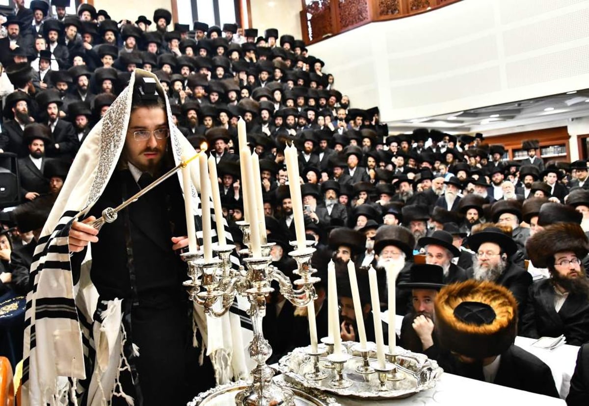 תיעוד: שמחת הברית לבנו של האדמו"ר מסאדיגורה