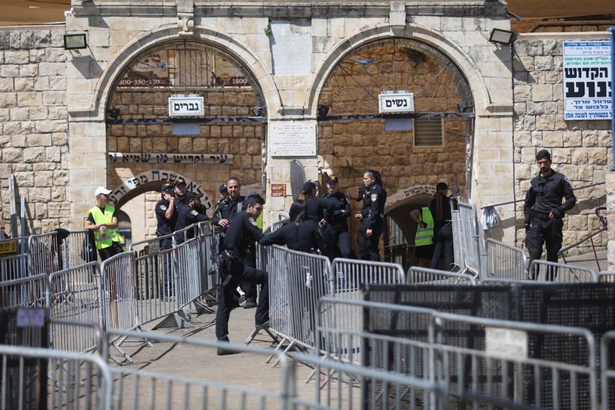 מירון, ציון הרשב"י והמחסומים • צפו בתיעוד