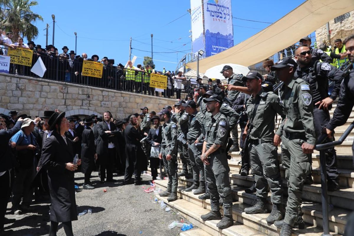 כאוס במירון, המתווה קרס: המשטרה איבדה שליטה ונסוגה