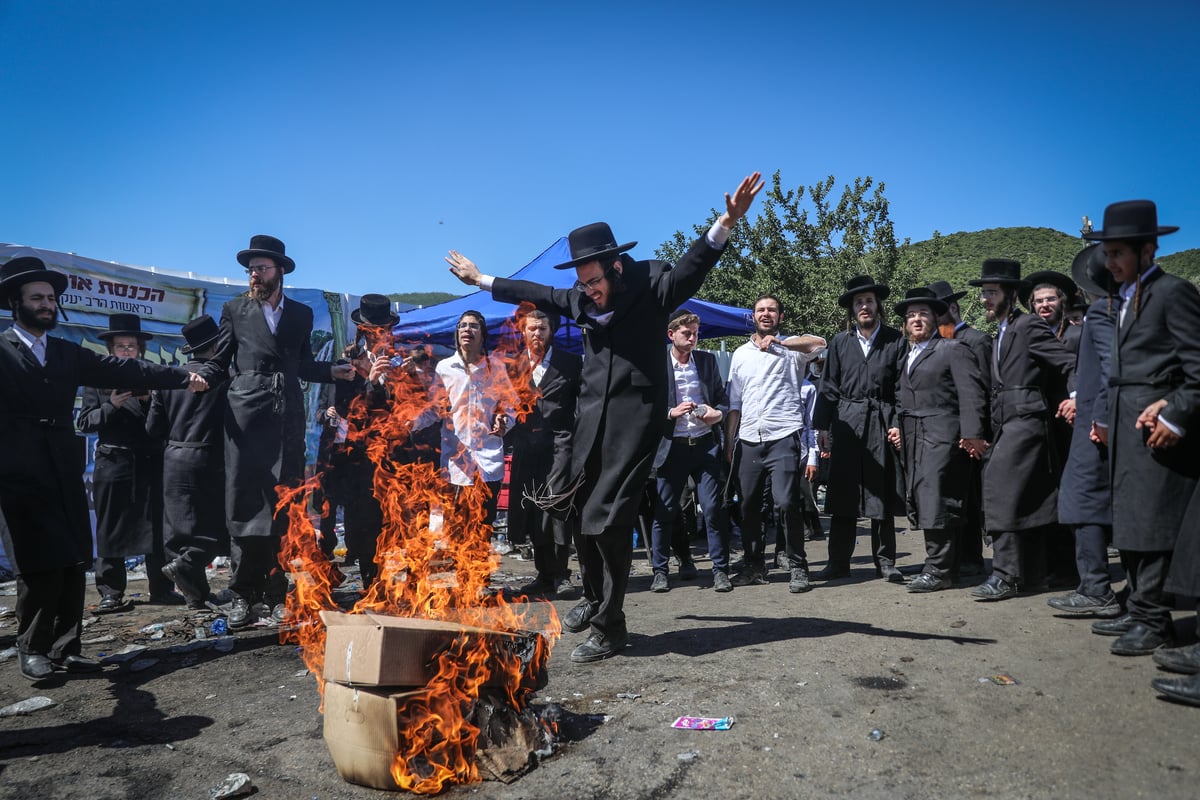 העולים, הציון, המשטרה והעימותים הקשים