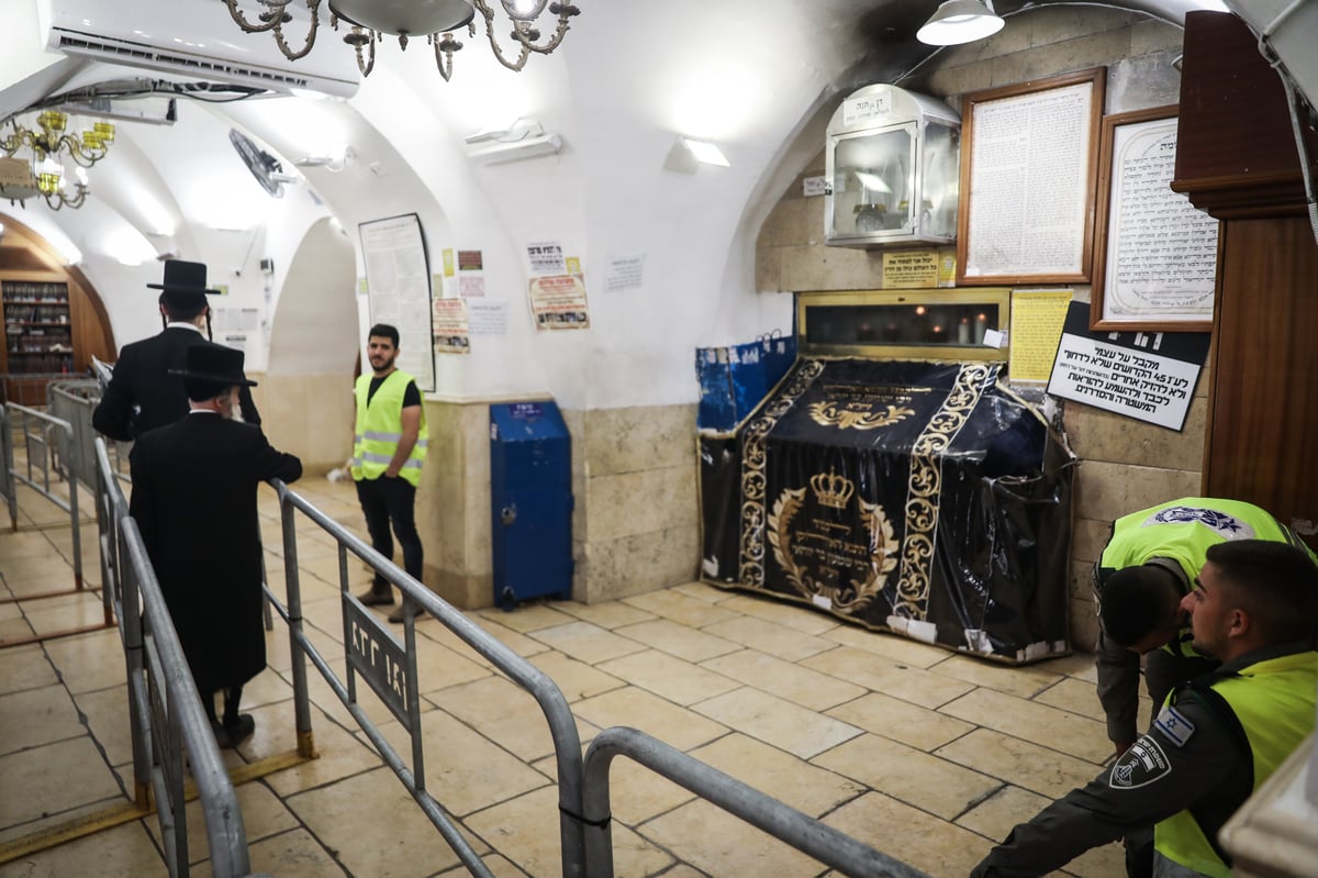 העולים, הציון, המשטרה והעימותים הקשים