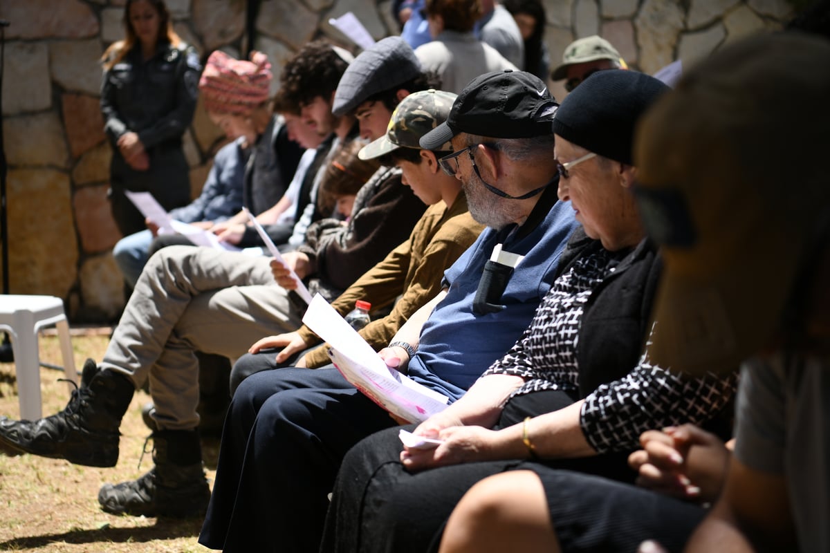 רעייתו של נעם רז: "הגעגוע אליך גדול" • צפו