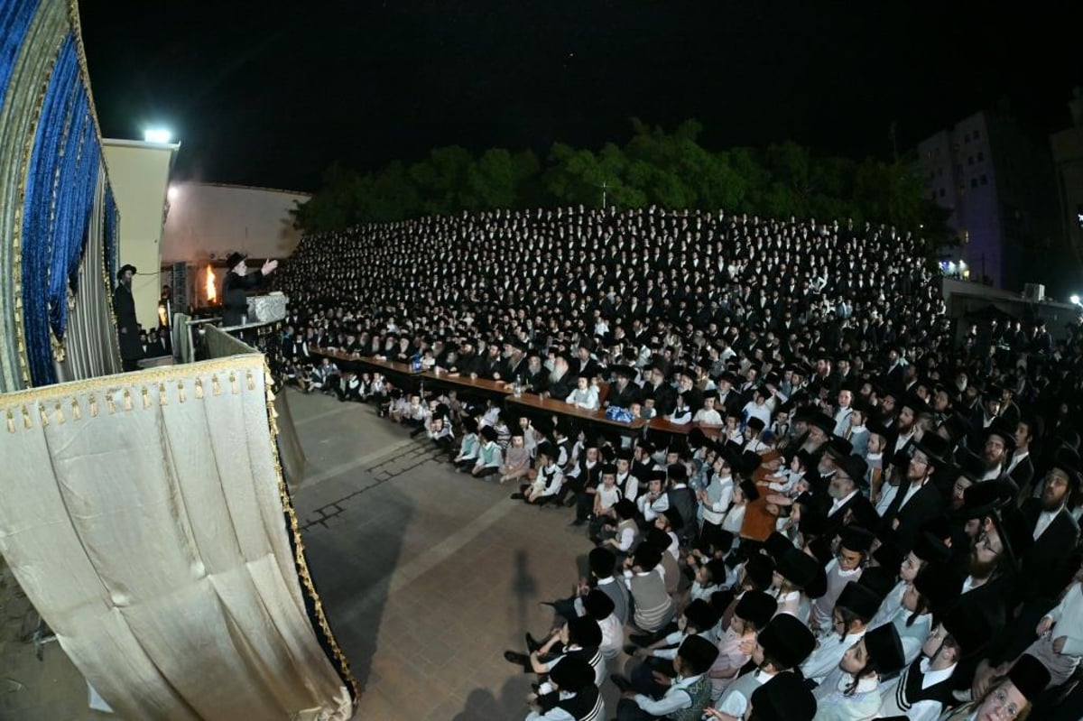 ההדלקה וה'חלאקה' בחסידות ויז'ניץ