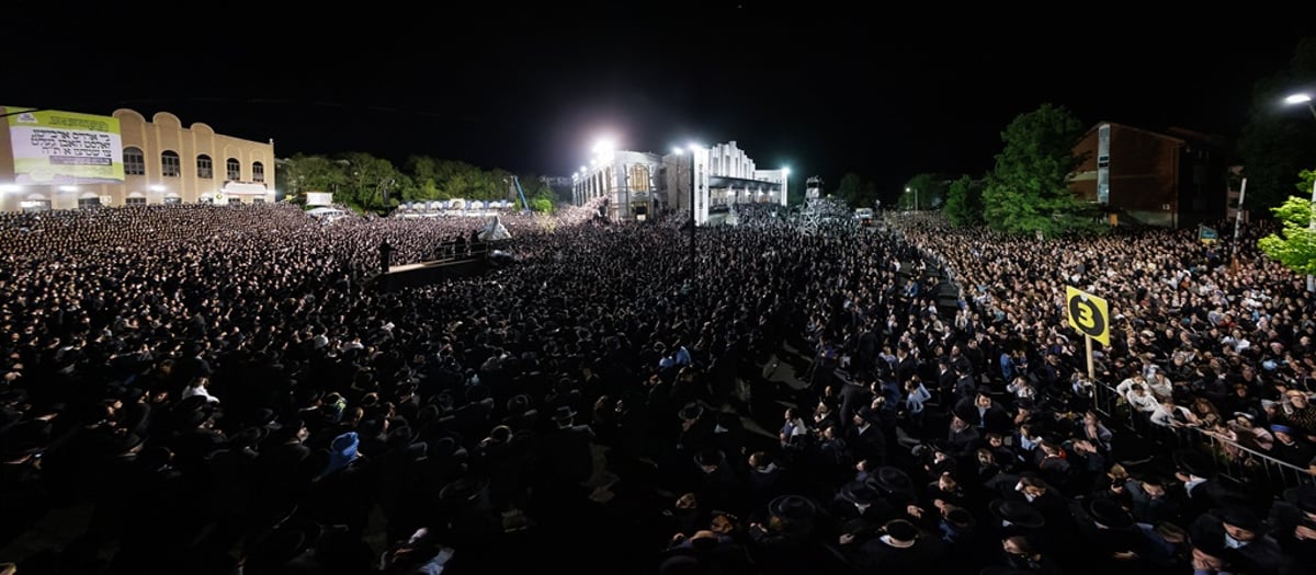 תיעוד ענק: מעמד ההדלקה בחסידות סאטמר