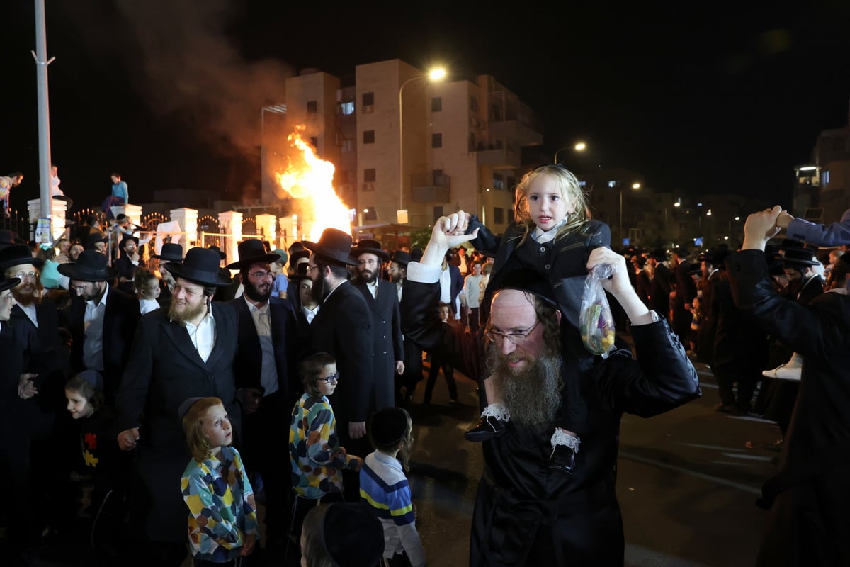 בקאמרנא בבית שמש חגגו הכנסת ספרי נביאים בשילוב הדלקה