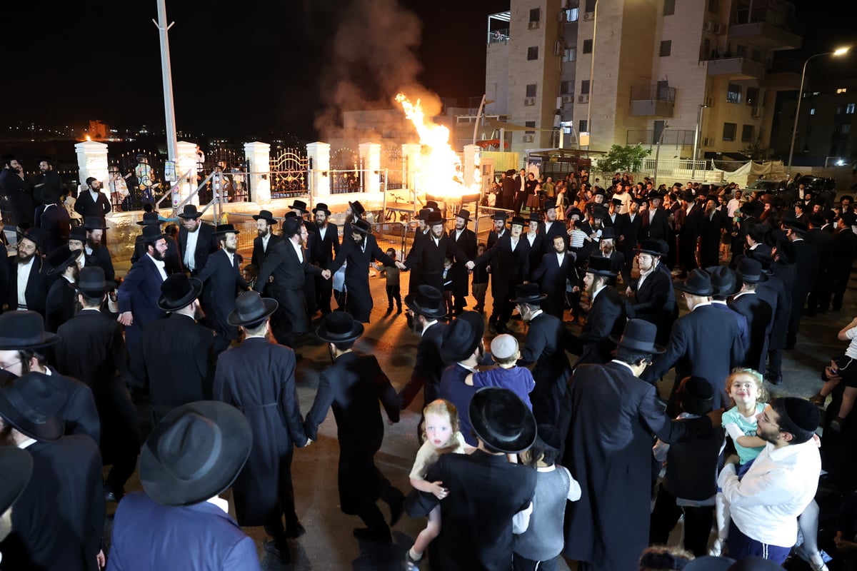 בקאמרנא בבית שמש חגגו הכנסת ספרי נביאים בשילוב הדלקה