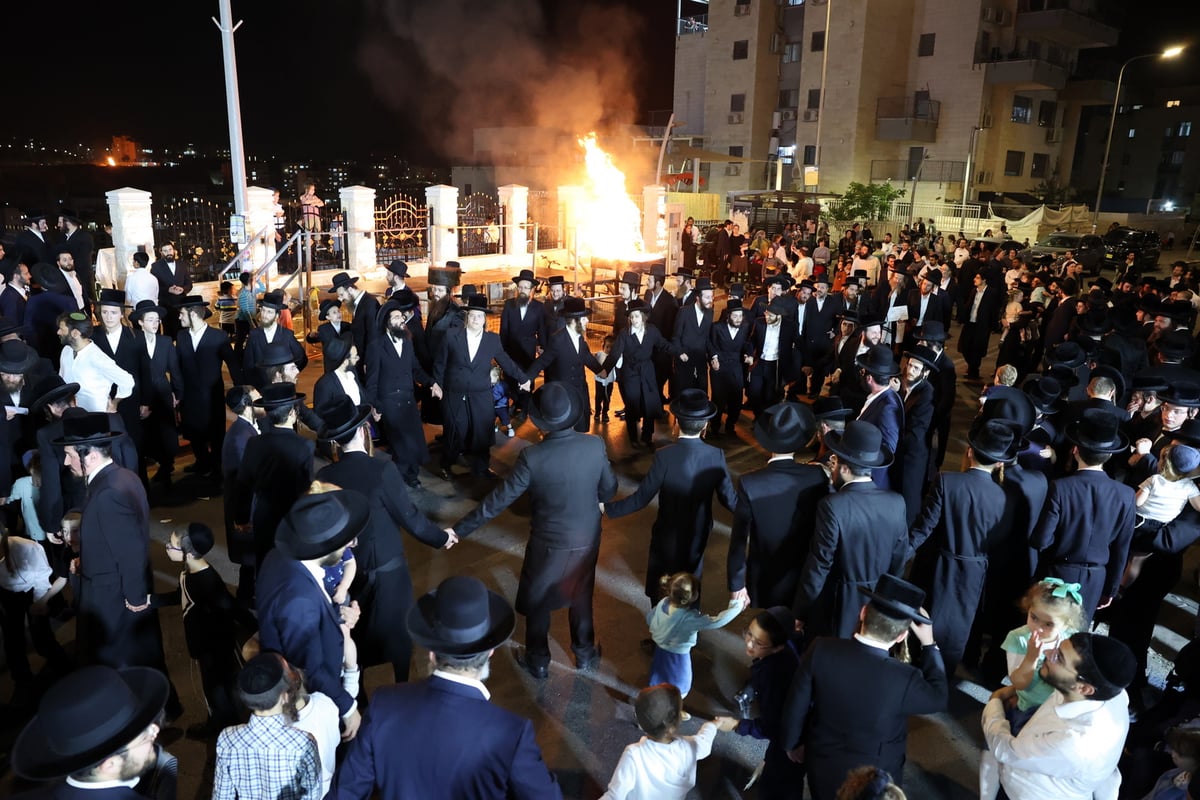 בקאמרנא בבית שמש חגגו הכנסת ספרי נביאים בשילוב הדלקה