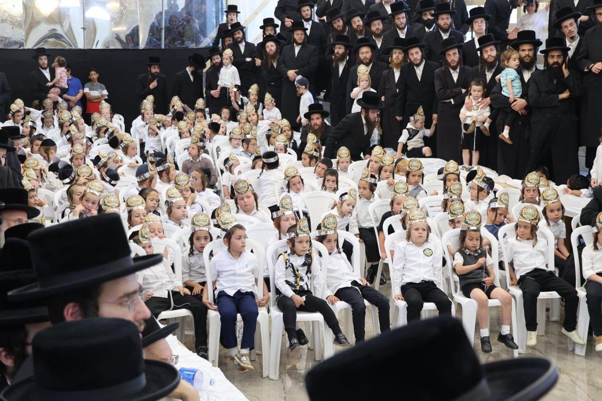 הרבי הכריע: הכהנים יברכו גם בתפילת שחרית