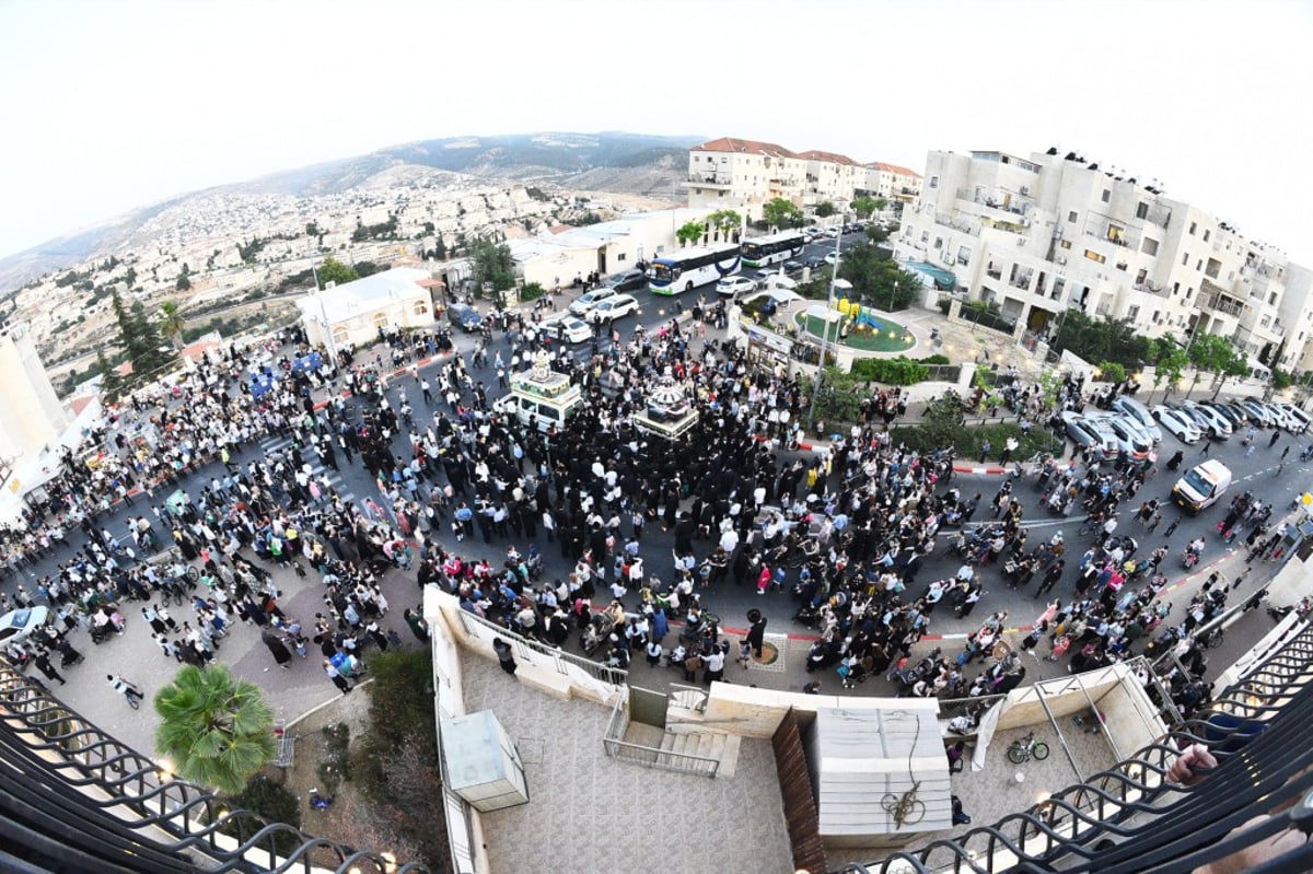 לזכרו של איש החסד: בסאסוב הכנסו ספר תורה חדש